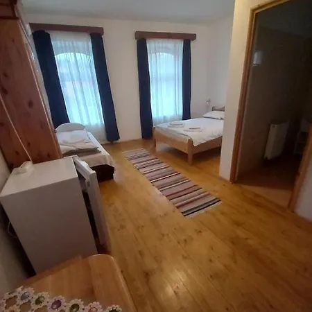 Casa Din * Barcut